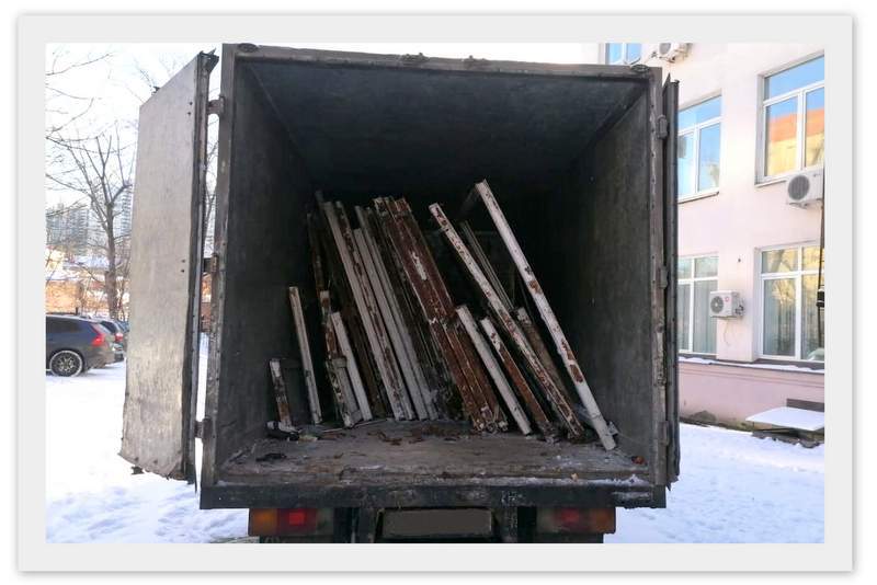 старые окна в газели старые окна в газели картинка